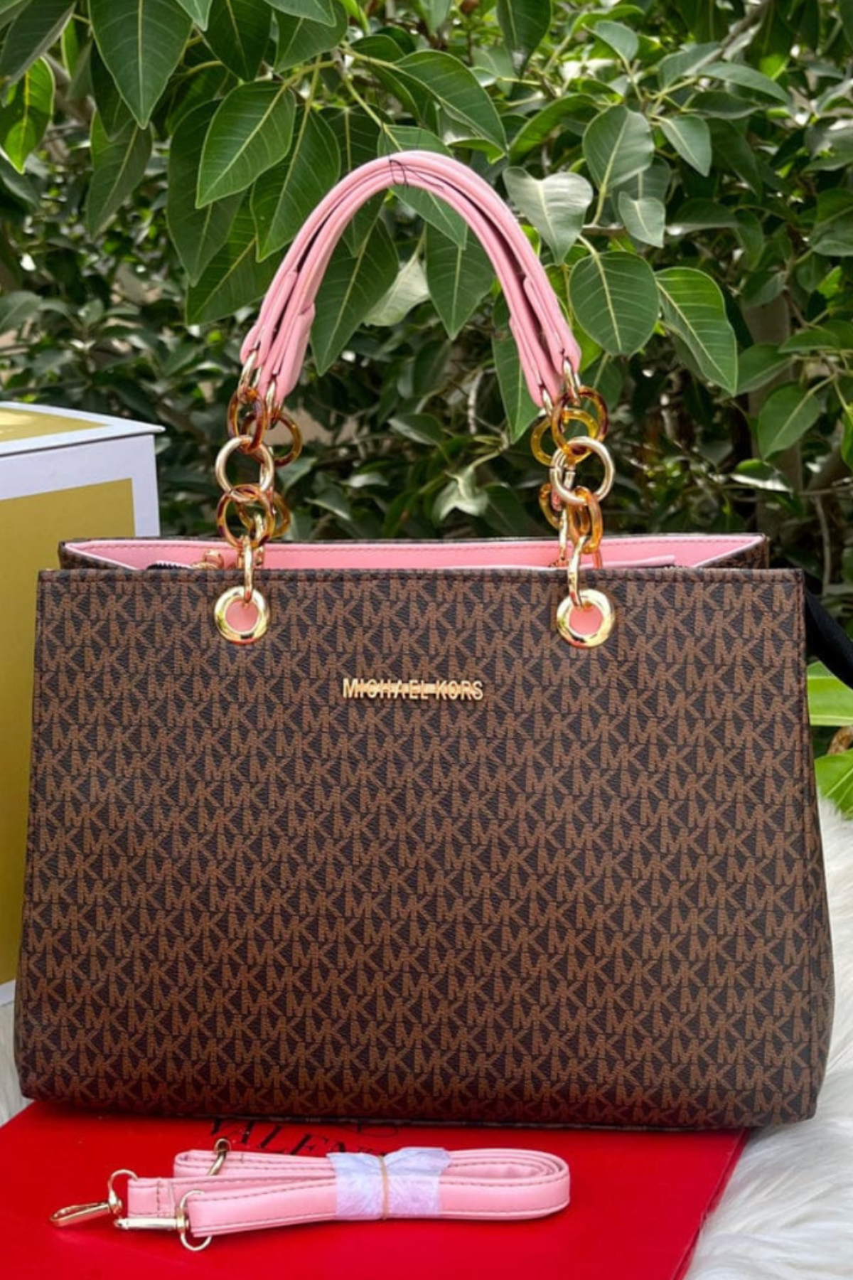 Women’s Stylish Everyday Hand Bags