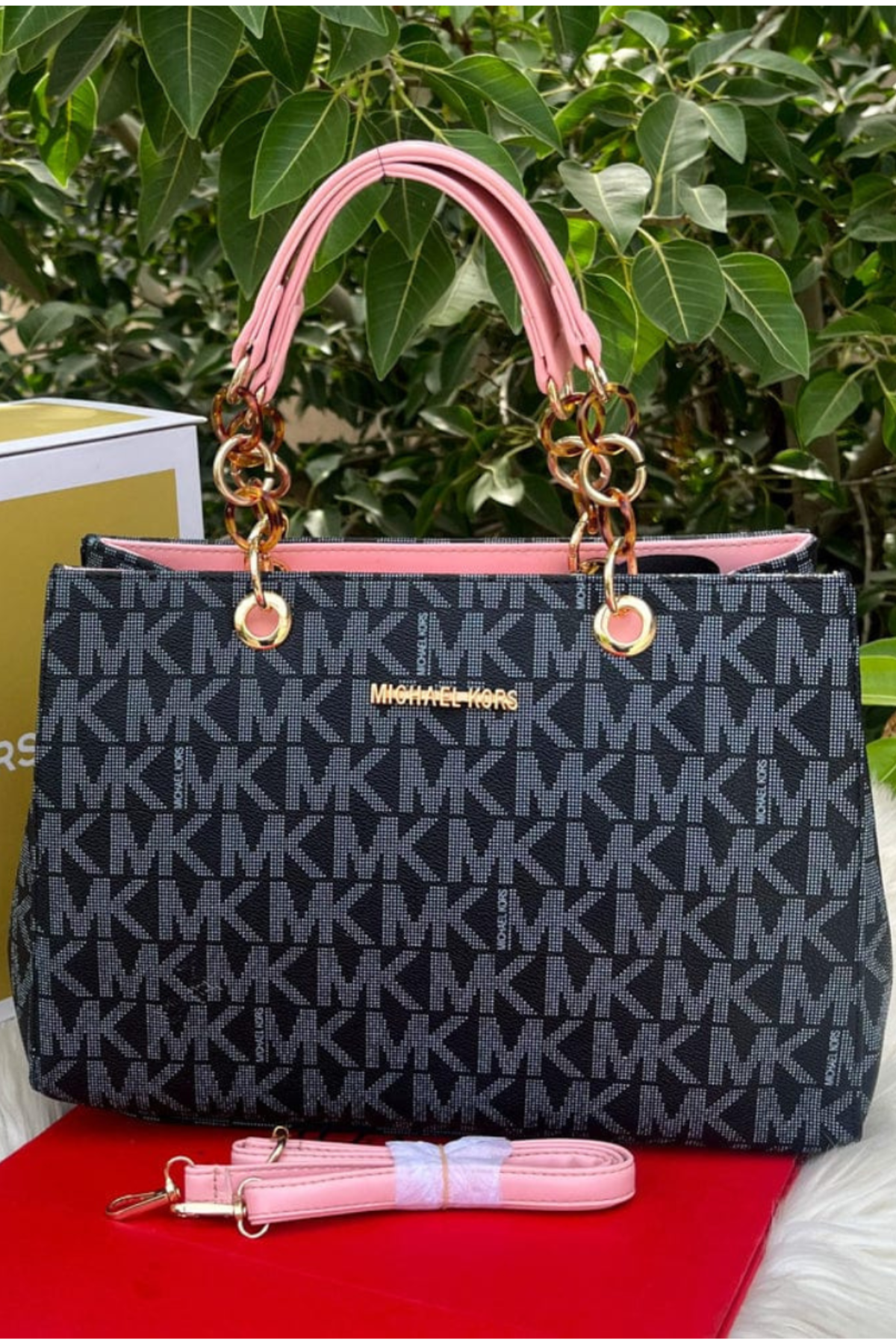 Women’s Stylish Everyday Hand Bags